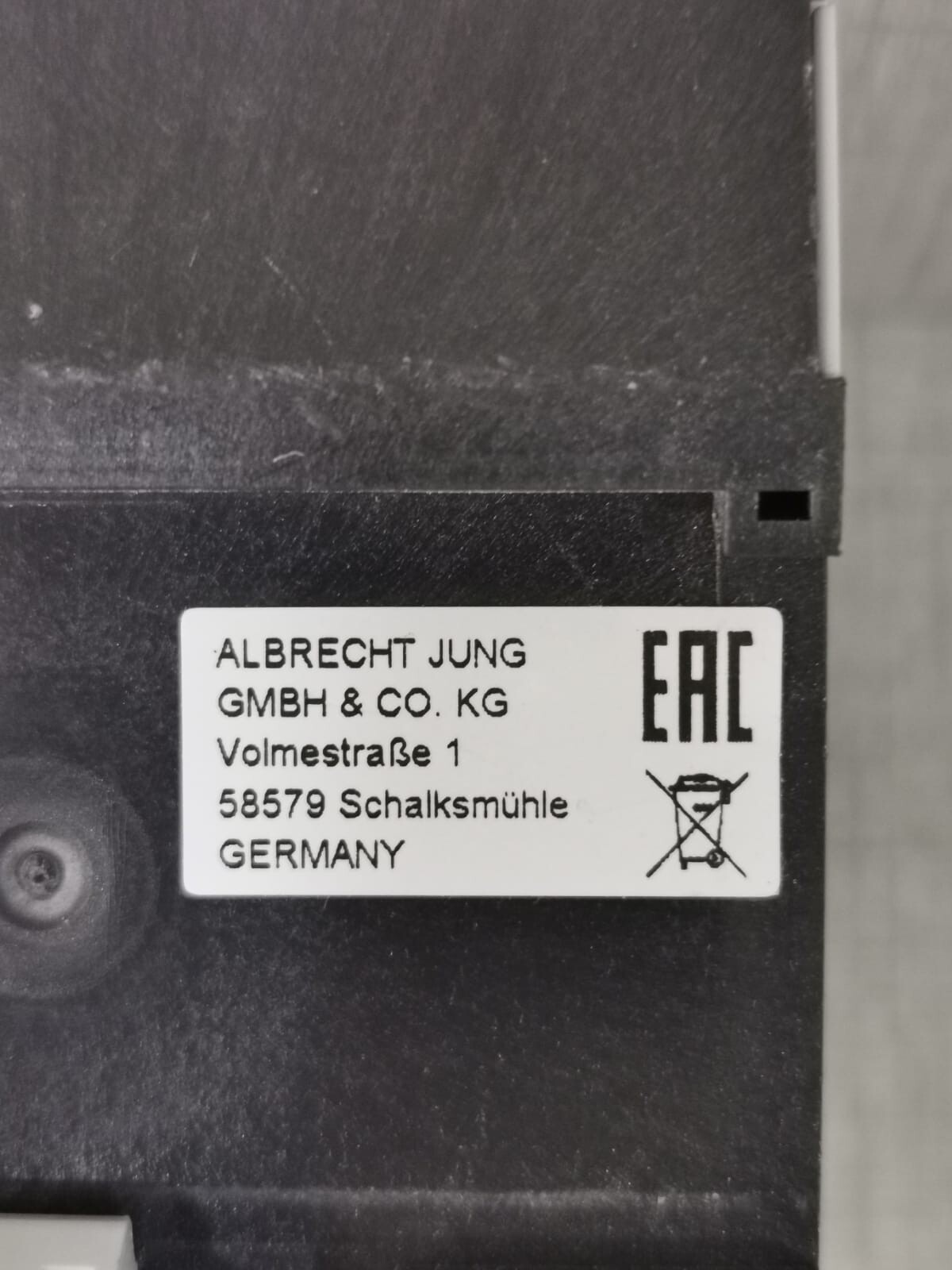 JUNG 2204.01 REG A Jung 2204.01 REG A KNX Analogue Actuator 4 FACH 10