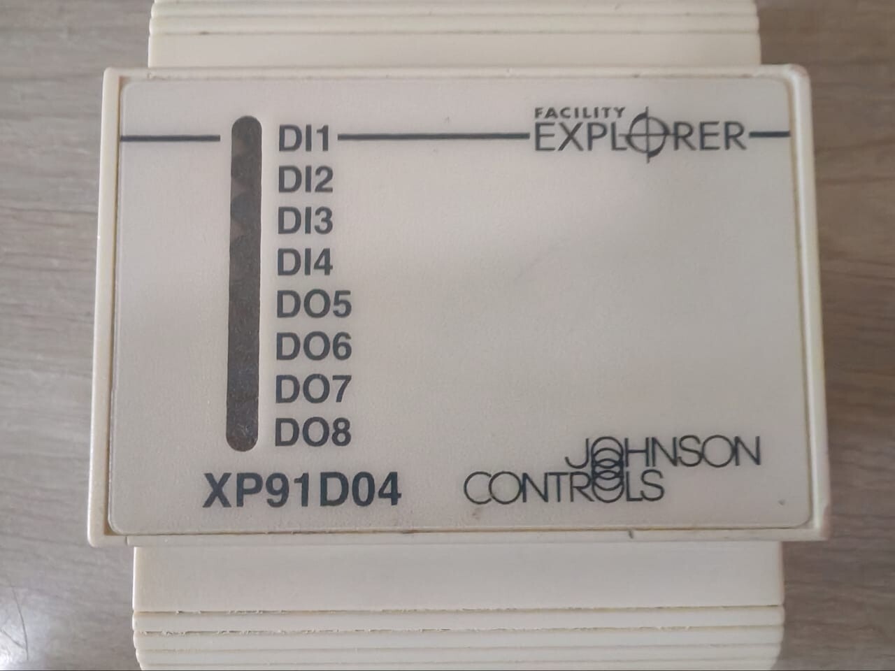 Johnson Controls XP91D04-000C Johnson Controls LP-XP91D04-000C - Dextension Module - 4 Binary Inputs - 4 2