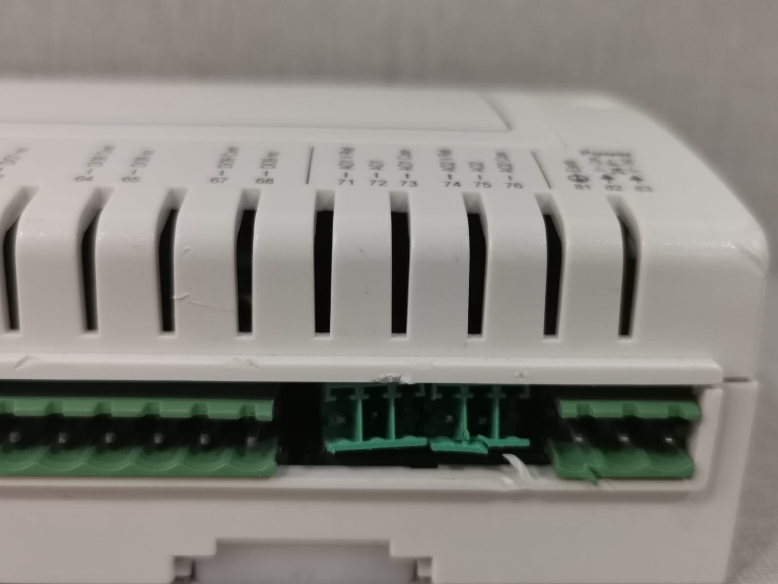 Johnson Controls LP-FX16X04-000C Johnson Controls FX14 LP-FX16X04-000C / LPFX16X04000C Controller Ver.B 6