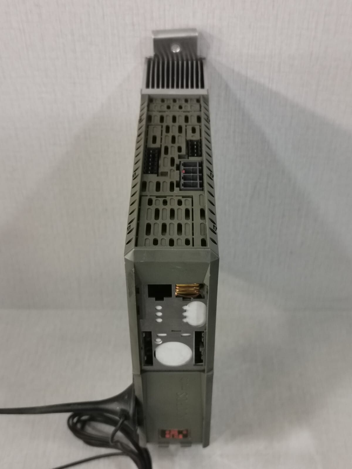 8B0C0320HW00.00A-1 POWER MODULE REV.F0 24 VDC 30A 8