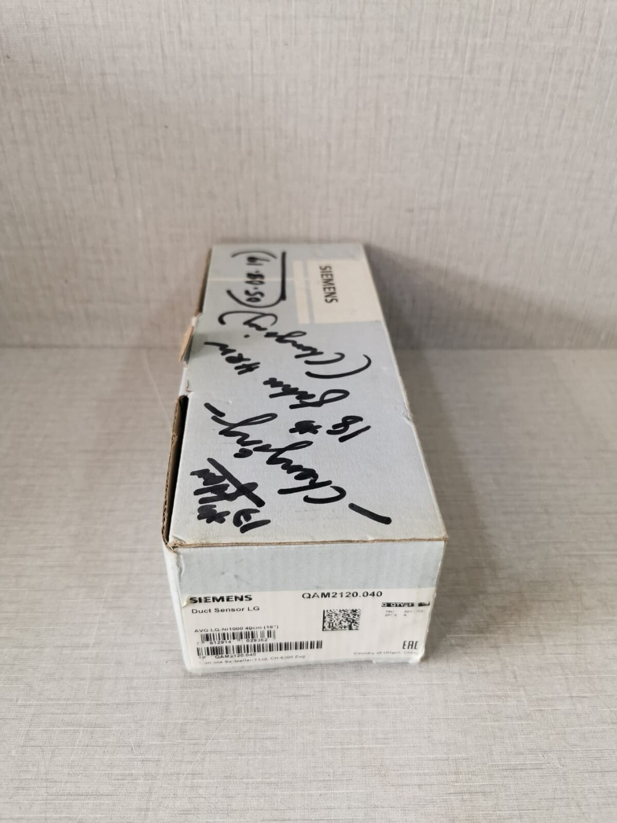 Siemens QAM2120.040 SIEMENS QAM2120.040 Duct Sensor LG - WITH FILTHY BOX 10