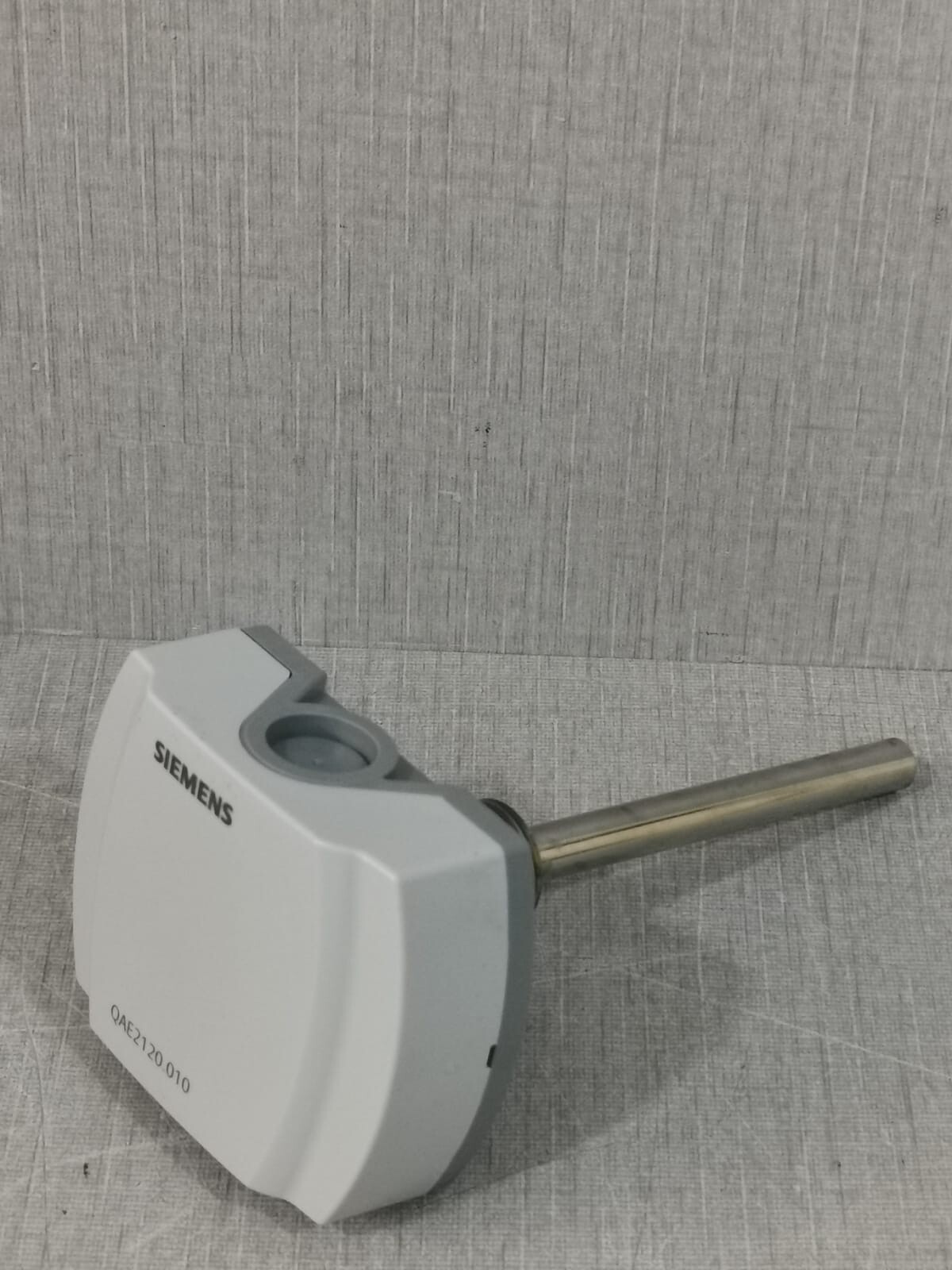 Siemens QAE2120.010 Siemens QAE2120.010 Immersion Temperature Sensor - WITH FILTHY BOX 5