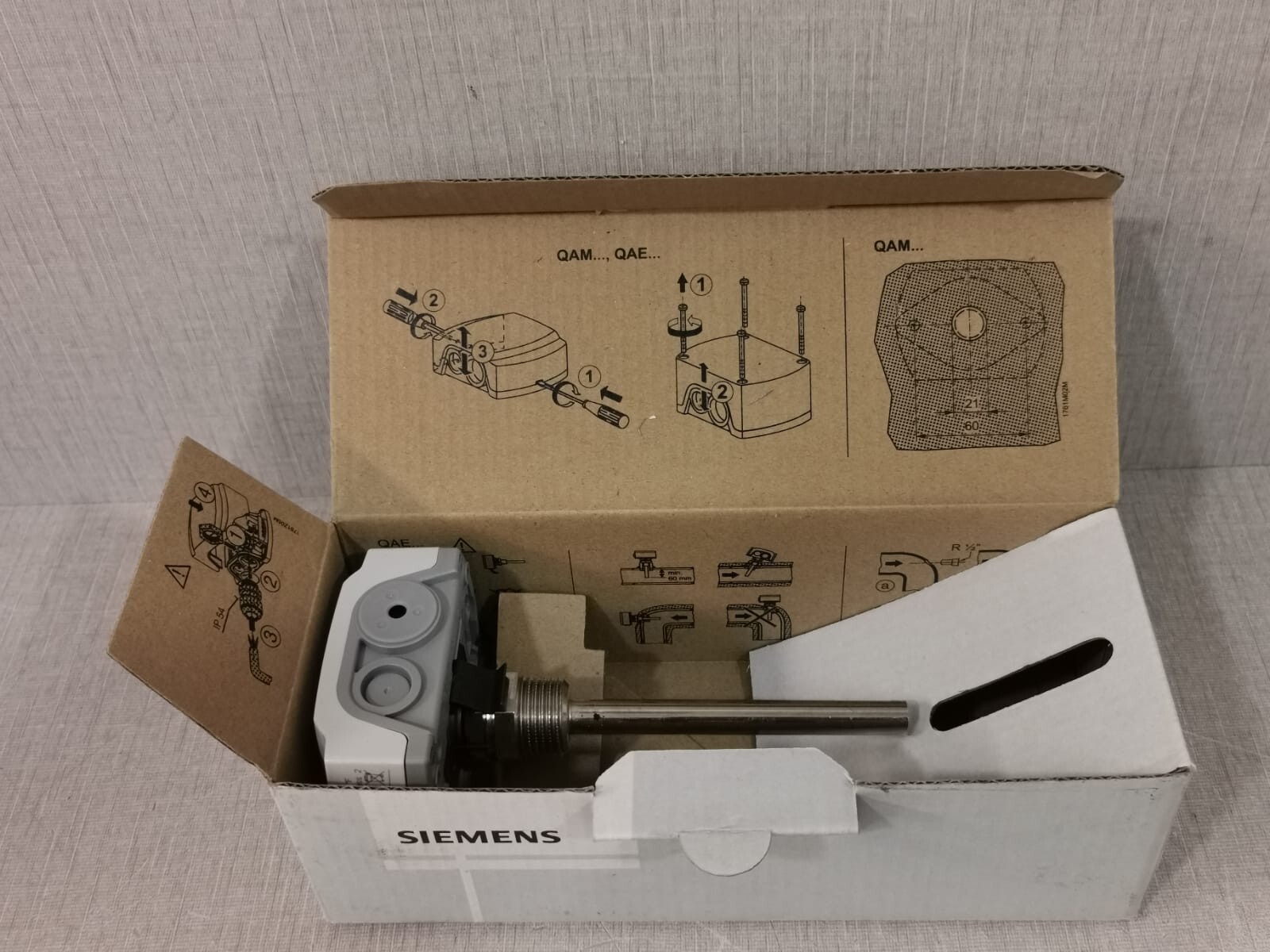 Siemens QAE2120.010 Siemens QAE2120.010 Immersion Temperature Sensor - WITH FILTHY BOX 10