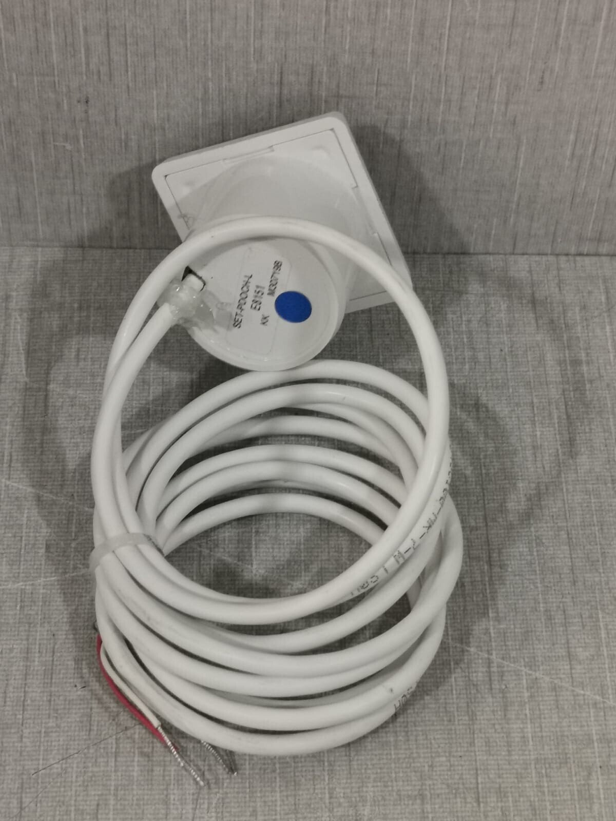 SET SQUARE SET-PDOCH-L E8151 SET SQUARE SET-PDOCH-L E8151 SENSOR 3
