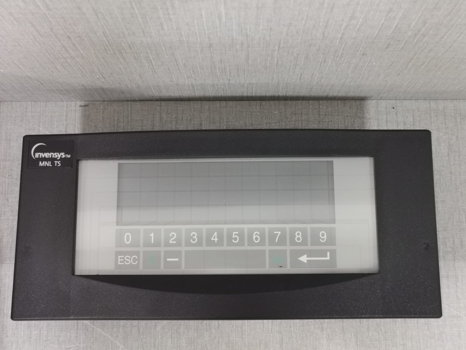 Invensys TSP-100 INVENSYS MNL-TSP-100 TOUCH SCREEN-PANEL MOUNTING 4