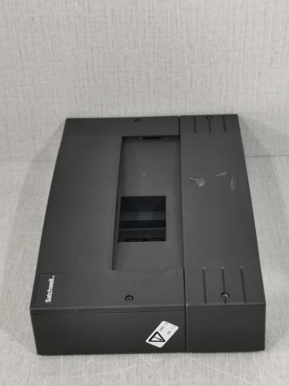 Satchwell MNN-62-100 Satchwell MNN-62-100 / VER.MN620C.01 8