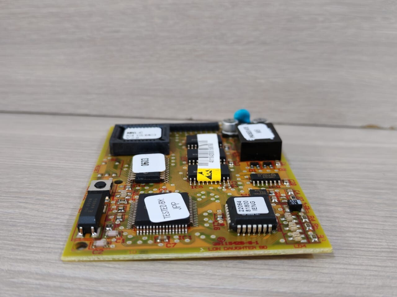 Satchwell MNL-C Satchwell MNL-C Micronet Lonworks Card for Controllers Ver 2.9 7