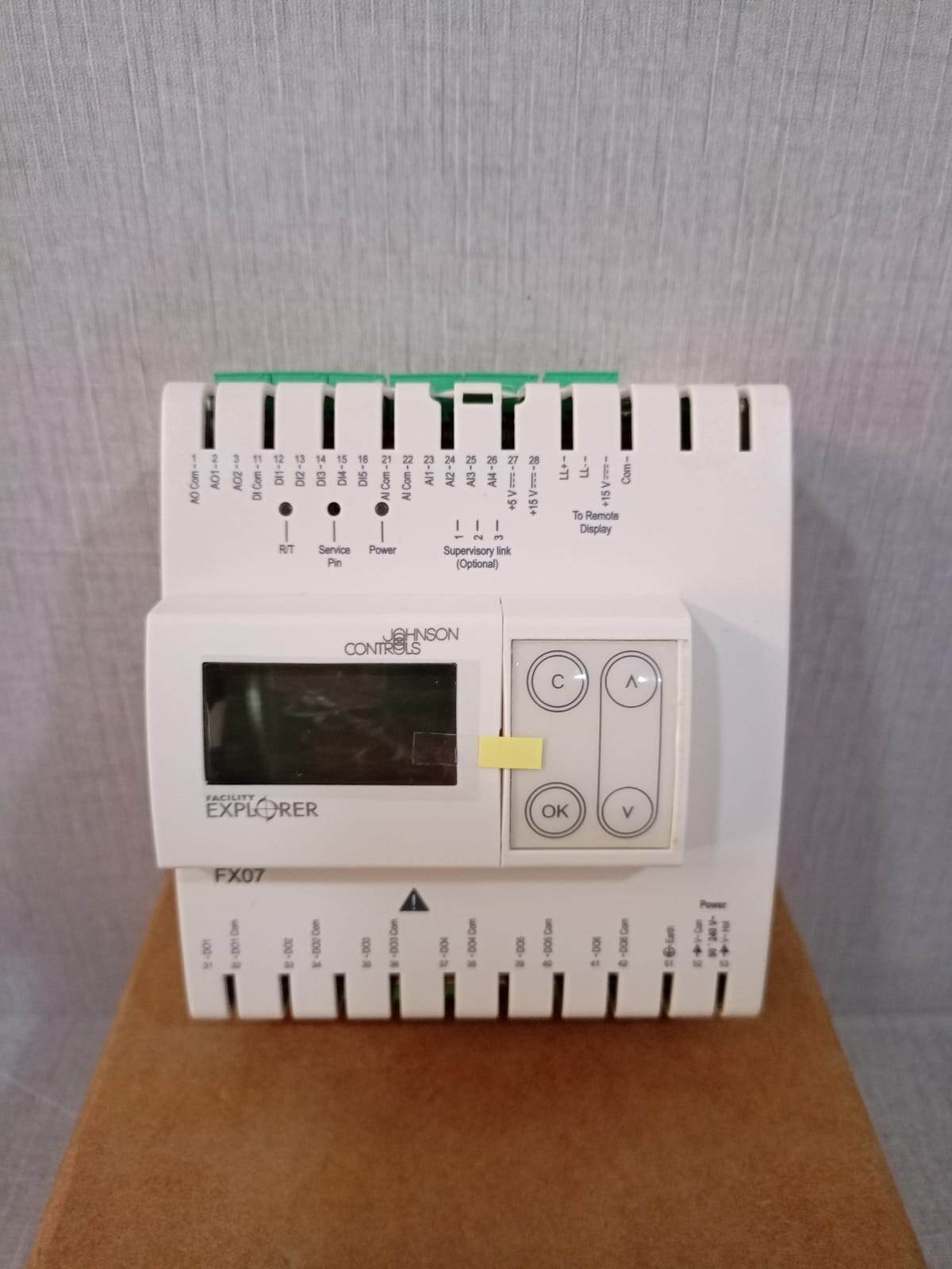 Johnson Controls FX07A50-000C Johnson Controls LP-FX07A50-000C FX07 Facility Explorer Field Controller 3