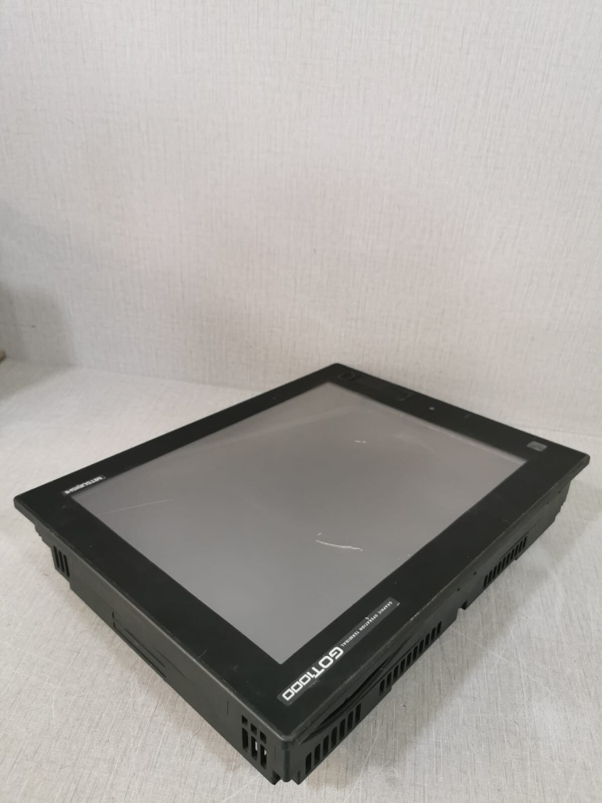 Mitsubishi Electric GOT1000-GT15-QBUS/GT1685MSTBA Mitsubishi GOT1000-GT15-QBUS/GT1685MSTBA Graphic Operation Panel 10