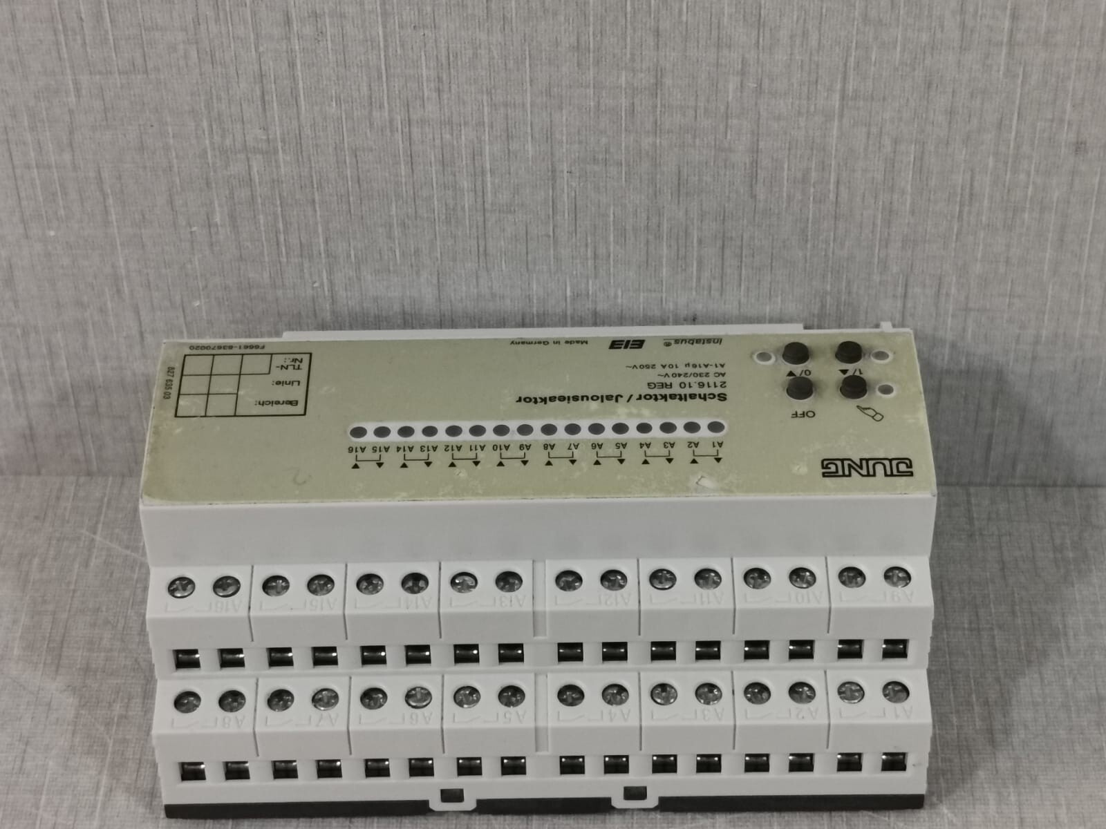 JUNG 2116.10 REG JUNG Switching actuator / shutter actuator 2116.10 REG 4