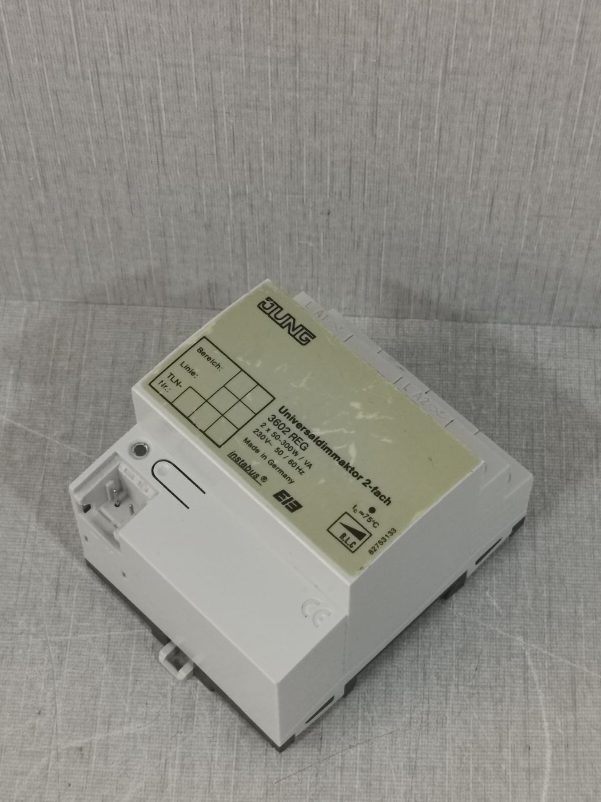 JUNG 3602 REG JUNG 3602 REG UNIVERSAL-DIMMING ACTUATOR 2-GANG 7