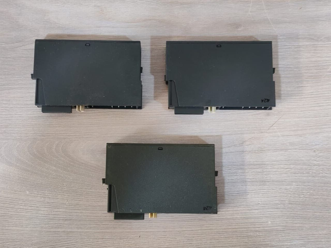 Siemens 6ES7138-4CA00-0AA0 Siemens 6ES7 138-4CA00-0AA0 PLC Module 5