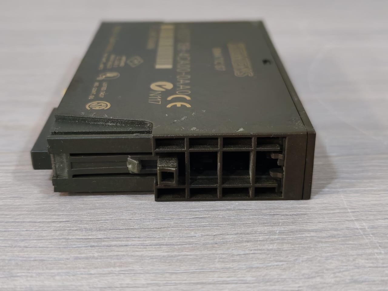 Siemens 6ES7138-4CA00-0AA0 Siemens 6ES7 138-4CA00-0AA0 PLC Module 9