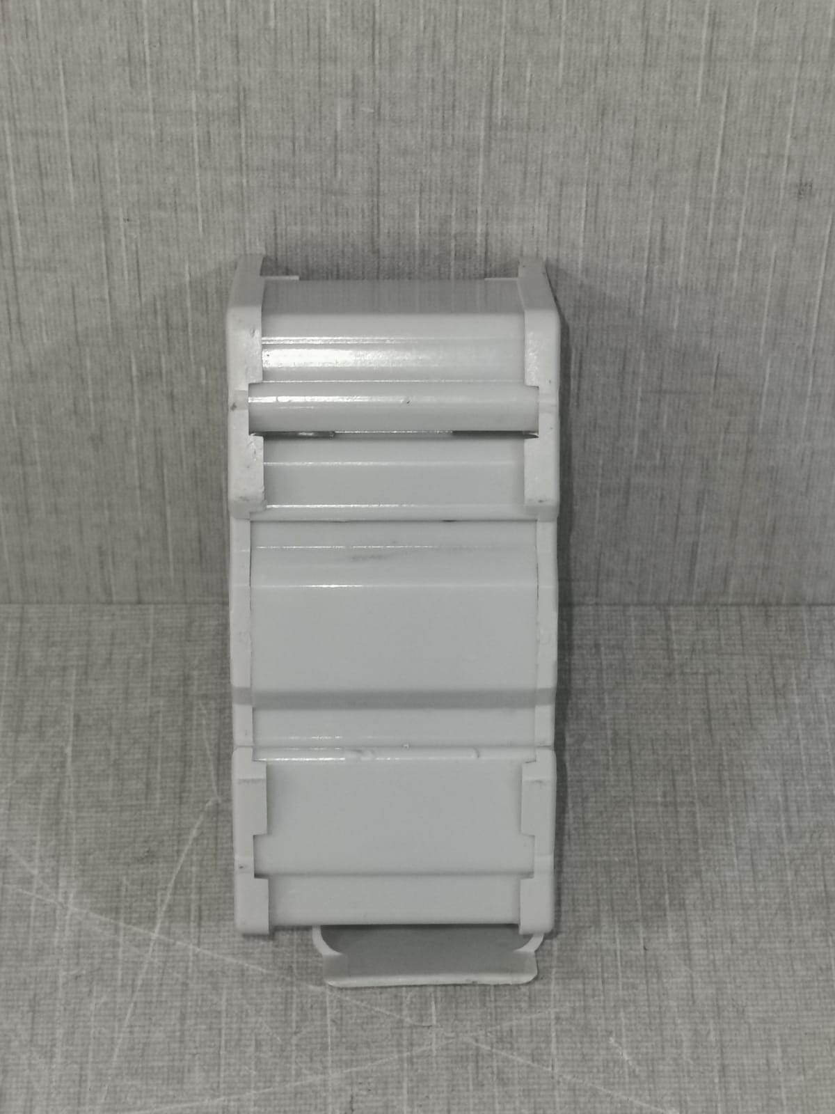 Schneider Electric MTN649202 SCHNEIDER ELECTRIC MTN649202 KNX REG-K/2X230/10 230V 10A SWITCH ACTUATOR 8