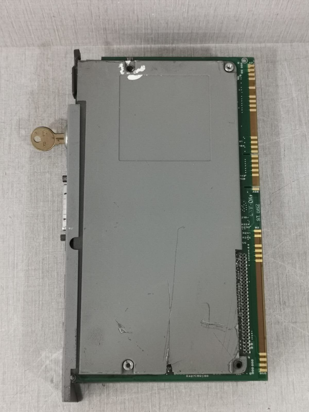 Allen-Bradley PLC-5/40L ALLEN BRADLEY 1785-L40L SER.C | PLC-5/40L PROGRAMMABLE CONTROLLER- WITH DAMAGED 4