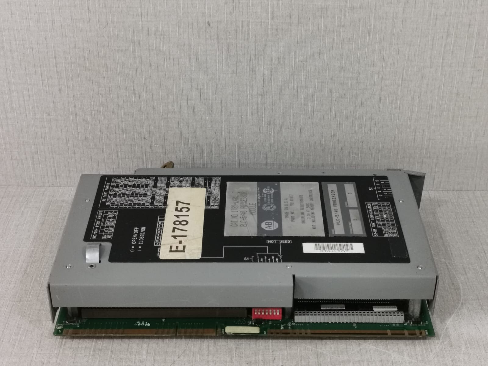 Allen-Bradley PLC-5/40L ALLEN BRADLEY 1785-L40L SER.C | PLC-5/40L PROGRAMMABLE CONTROLLER- WITH DAMAGED 5