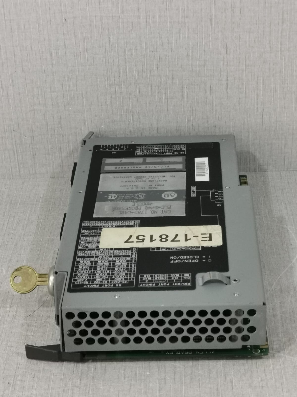 Allen-Bradley PLC-5/40L ALLEN BRADLEY 1785-L40L SER.C | PLC-5/40L PROGRAMMABLE CONTROLLER- WITH DAMAGED 7