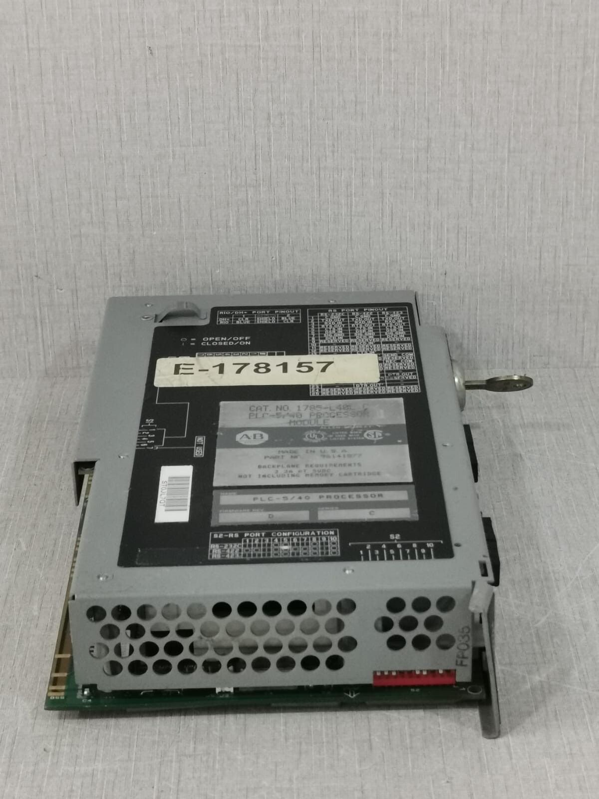 Allen-Bradley PLC-5/40L ALLEN BRADLEY 1785-L40L SER.C | PLC-5/40L PROGRAMMABLE CONTROLLER- WITH DAMAGED 8
