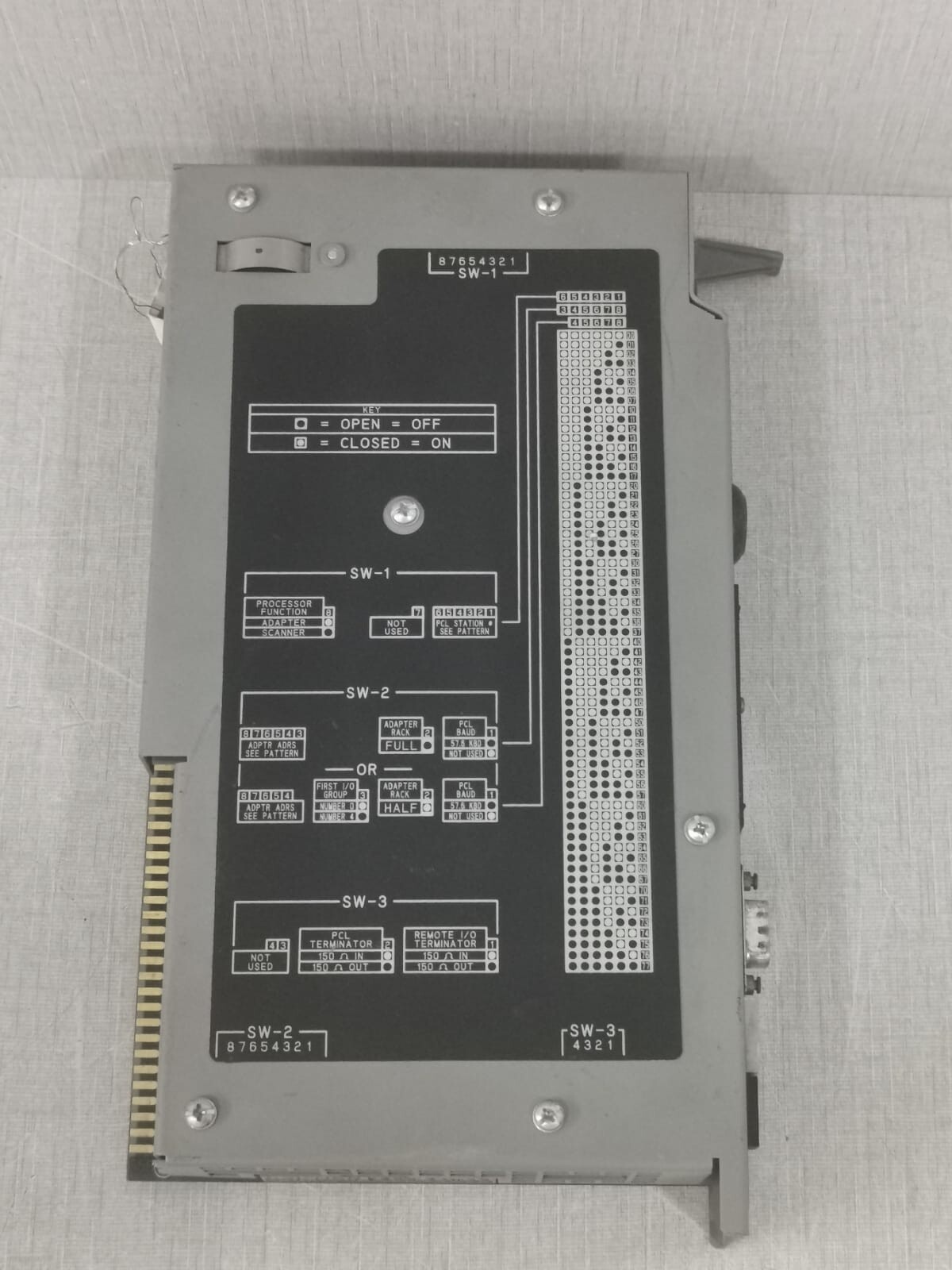 Allen-Bradley PLC-5/15 ALLEN BRADLEY 1785-LT SER.B | PLC-5/15 PROGRAMMABLE CONTROLLER 4