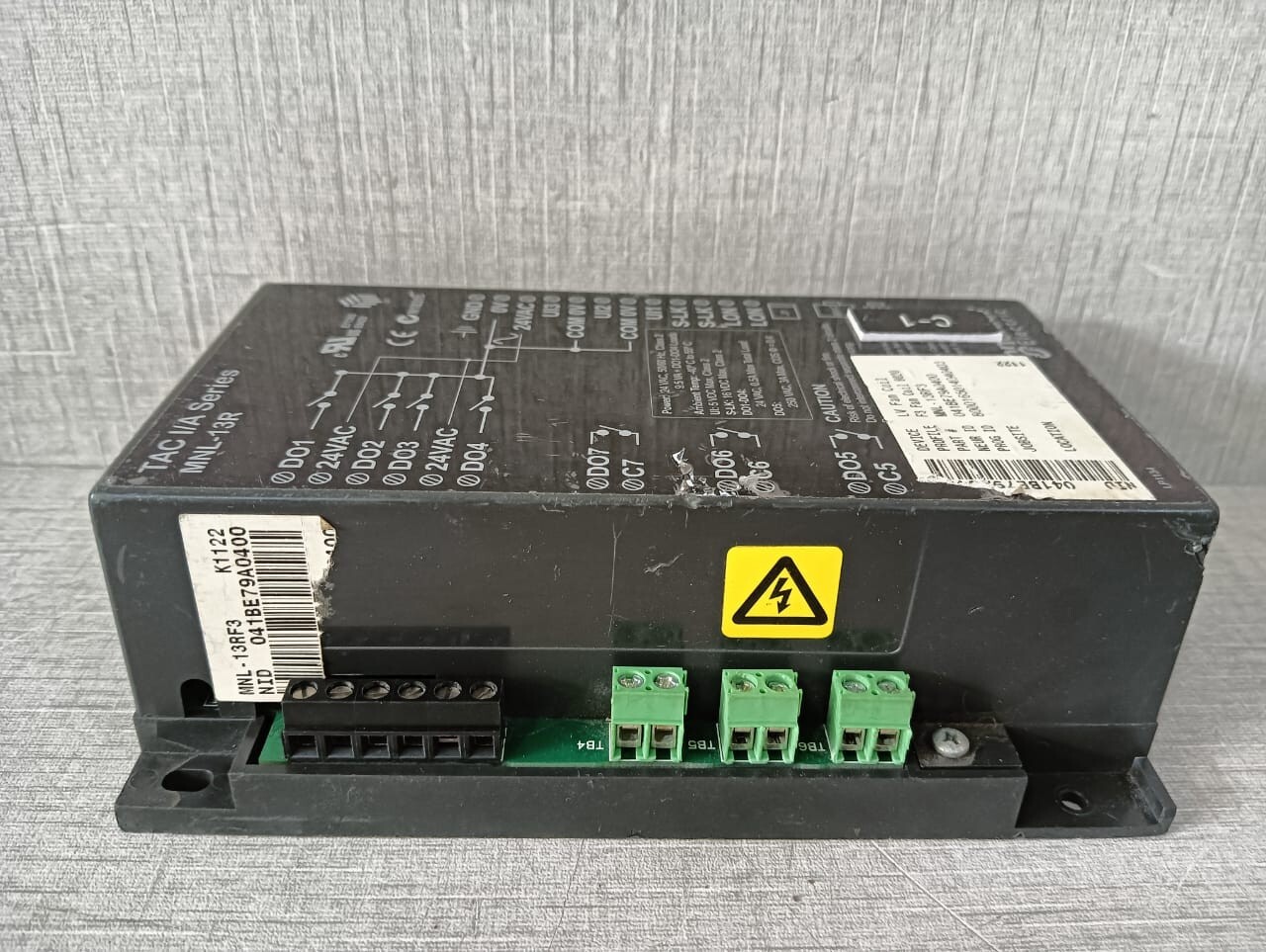 Schneider MNL-13RF3 Schneider TAC I/A Series MNL-13R MNL-13RF3 LV FAN COIL | F3 8020 5