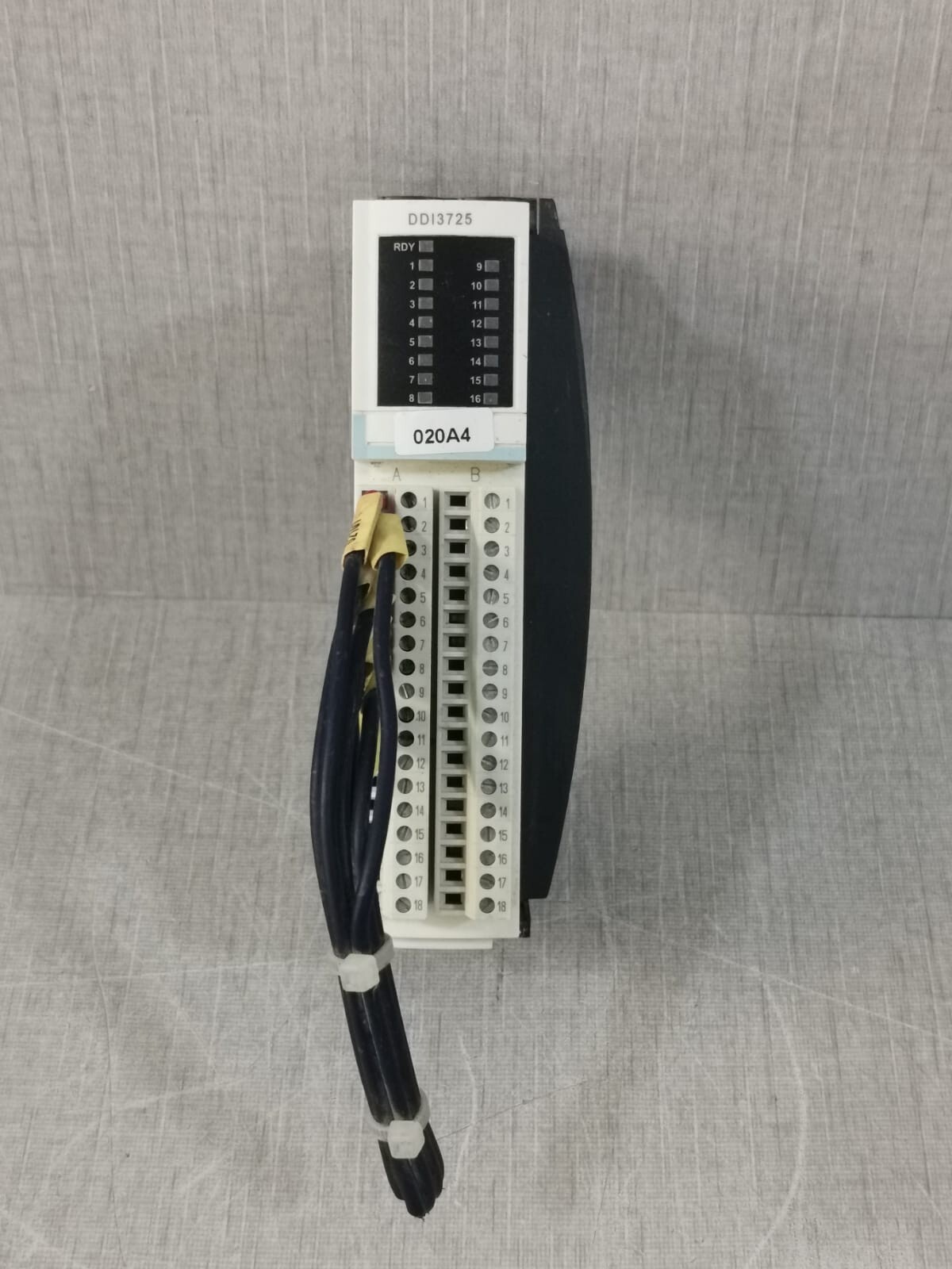 Schneider Electric STBDDI3725 w/ Base Advantys Basic Digital Input Module