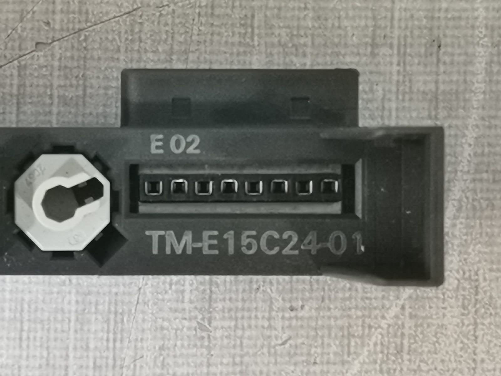 Siemens 6ES71934CB300AA0 Siemens SIMATIC S7 6ES7 193 4CB30 0AA0 Terminal Module 6ES71934CB300AA0 3