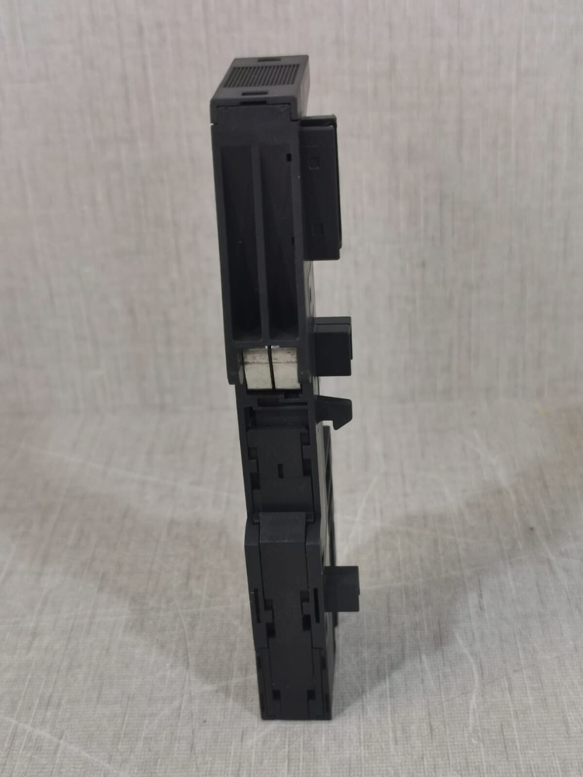 Siemens 6ES71934CB300AA0 Siemens SIMATIC S7 6ES7 193 4CB30 0AA0 Terminal Module 6ES71934CB300AA0 7