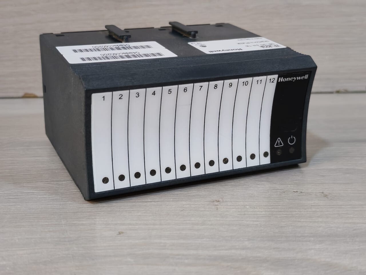 Honeywell XFL823A Honeywell XFL823A Distributed I/O, 12 Digital Input Module 24V 3