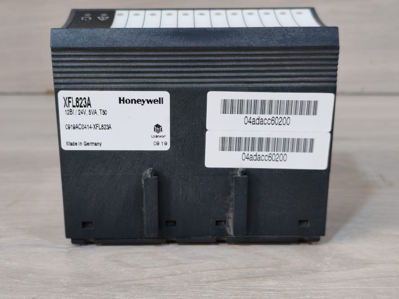 Honeywell XFL823A Honeywell XFL823A Distributed I/O, 12 Digital Input Module 24V 5