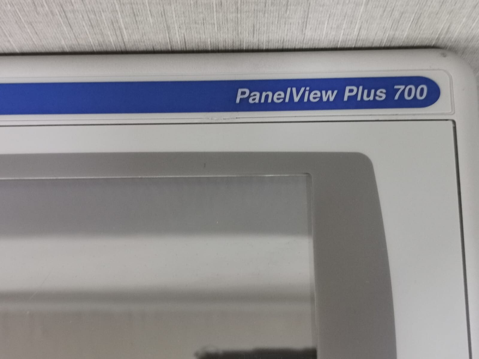 Allen-Bradley 2711P-T7C4D1 SER A ALLEN BRADLEY PANELVIEW PLUS 700 2711P-T7C4D1 SER A I 2711P-RP1 SER G 2