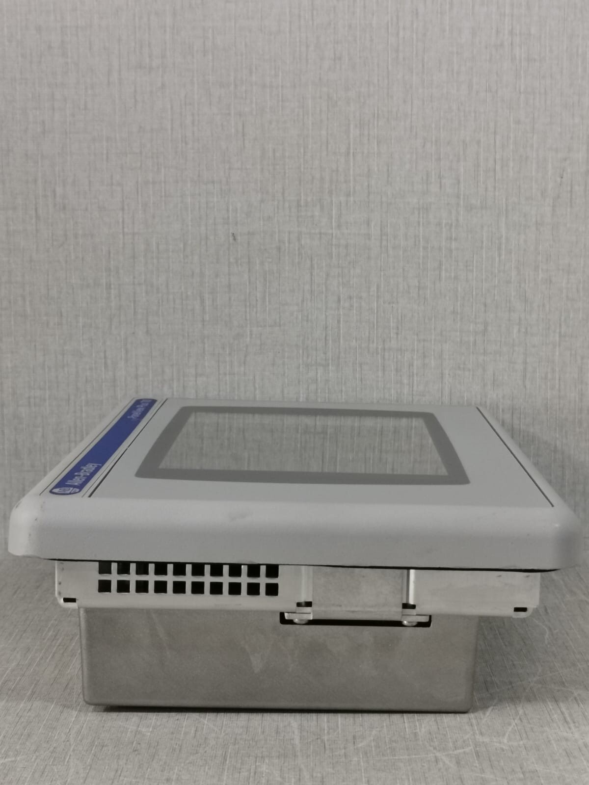 Allen-Bradley 2711P-T7C4D1 SER A ALLEN BRADLEY PANELVIEW PLUS 700 2711P-T7C4D1 SER A I 2711P-RP1 SER G 7
