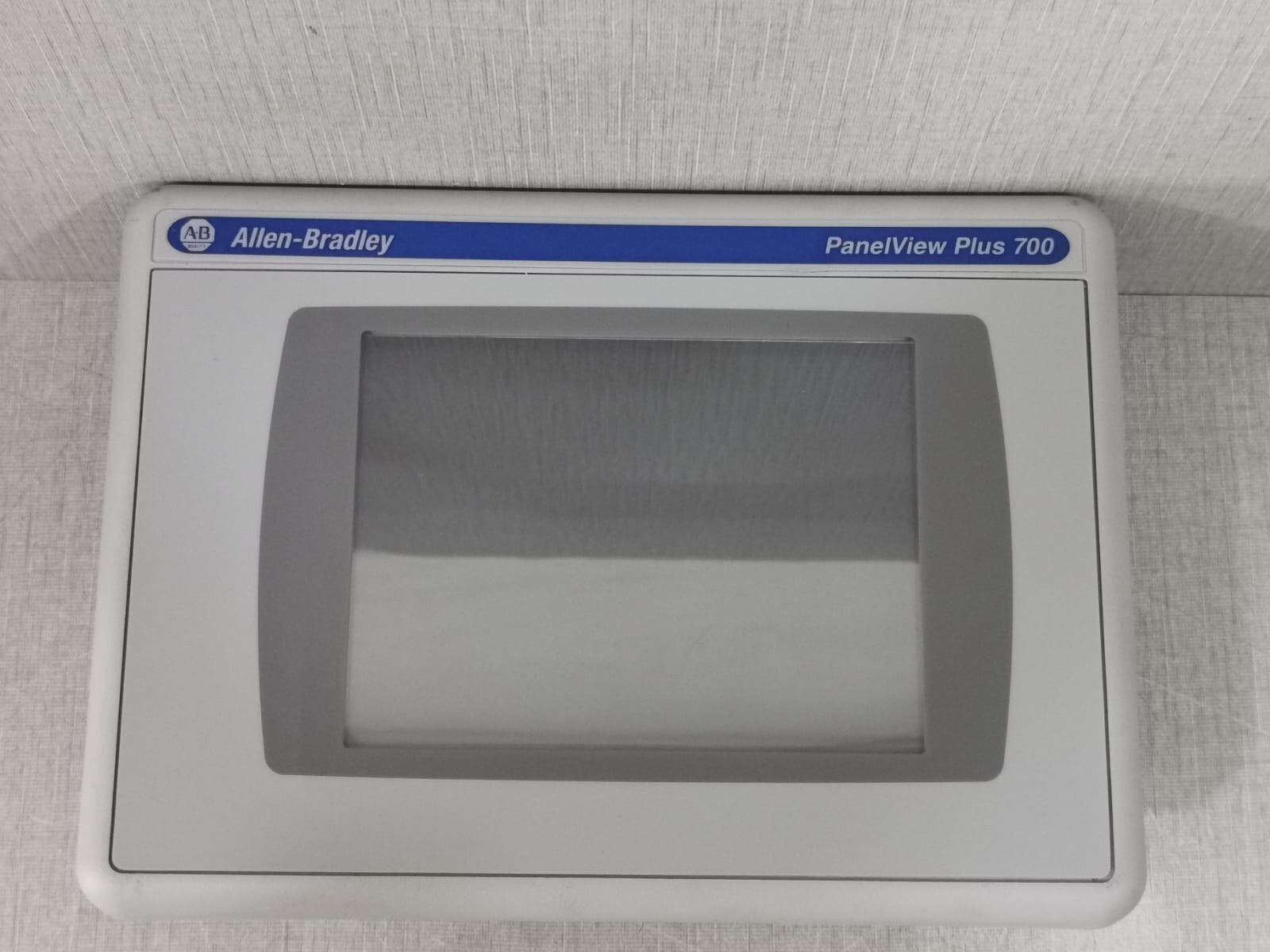 ALLEN BRADLEY PANELVIEW PLUS 700 2711P-T7C4D1 SER A I 2711P-RP1 SER G