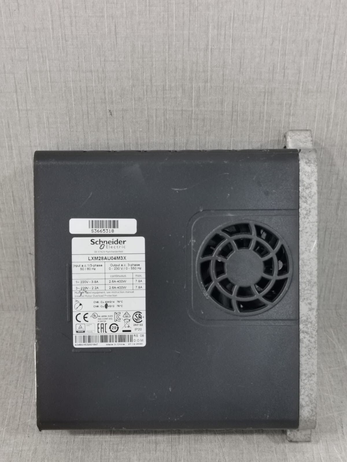 Schneider Electric LXM28AU04M3X Schneider Electric LXM28AU04M3X Servo Drive without cables 3