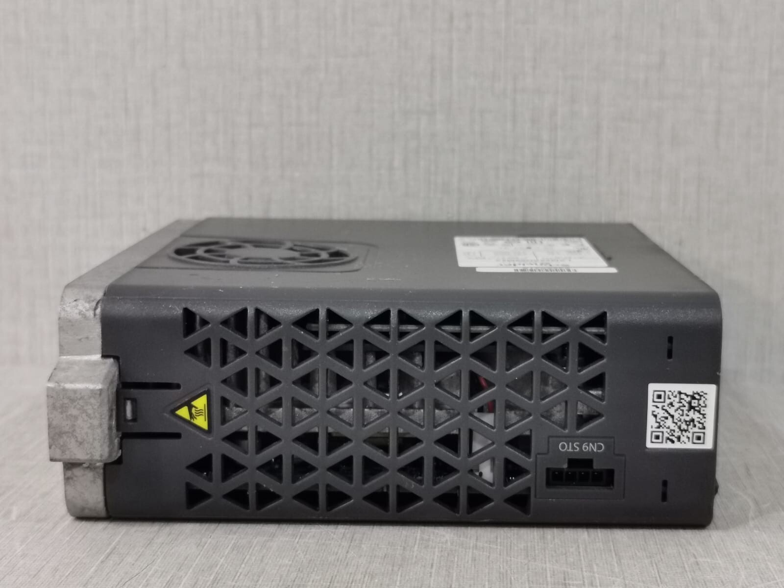 Schneider Electric LXM28AU04M3X Schneider Electric LXM28AU04M3X Servo Drive without cables 6