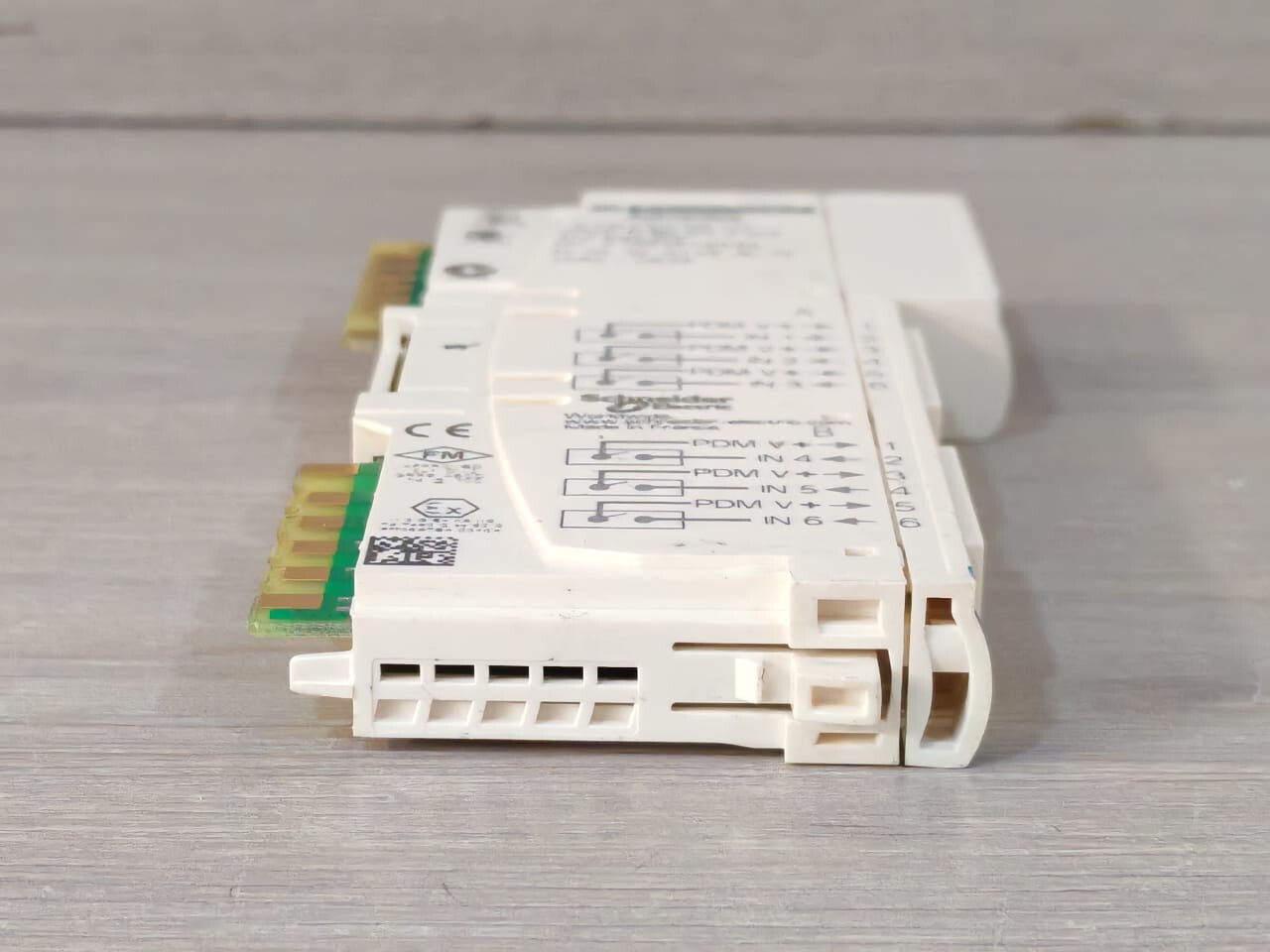 Schneider Electric DDI3610 TELEMECANIQUE ADVANTYS BY SCHNEIDER STB DDI3610 DIGITAL INPUT MODULE 7