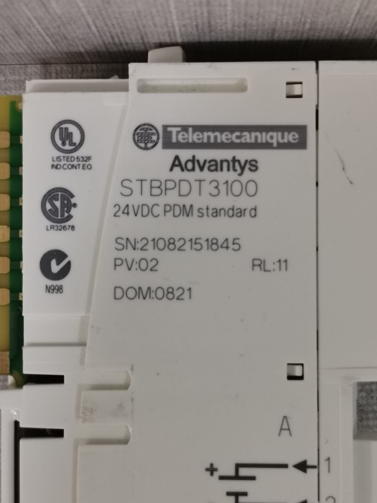 Schneider Electric STB PDT 3100 Schneider Telemecanique Advantys PDT3100 / STB PDT 3100 PDM Standard Module 2