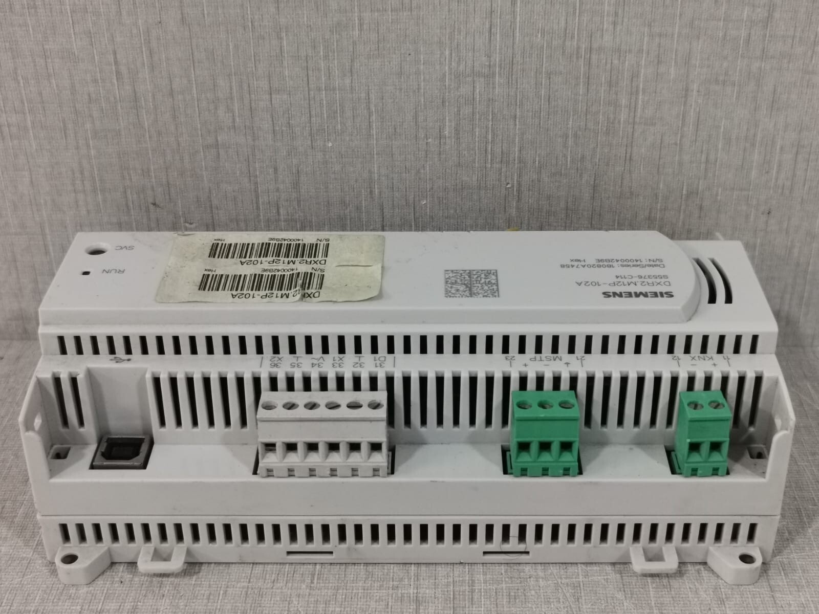Siemens DXR2.M12P-102A Siemens DXR2.M12P-102A Compact Room Automation Station 7