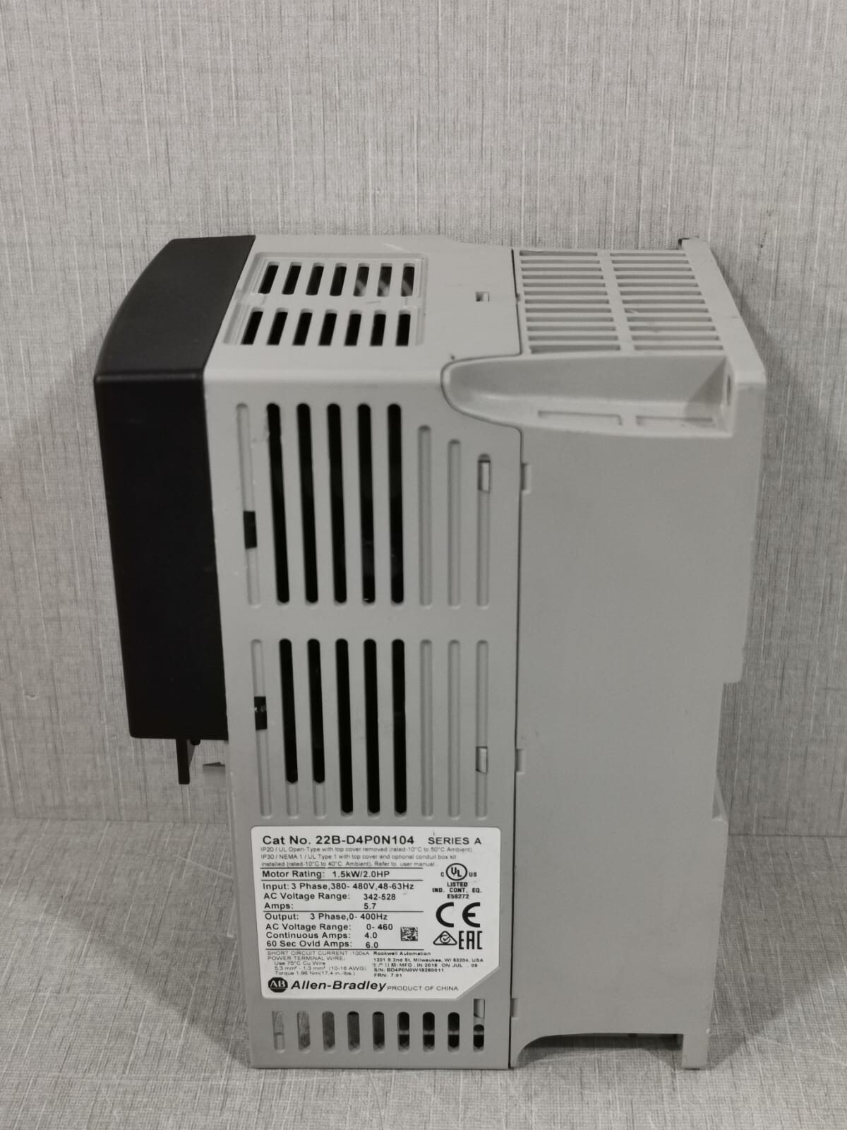 Allen-Bradley 22B-D4P0N104 Allen-Bradley 22B-D4P0N104 SER.A I PowerFlex 40 AC DRIVE 1.5KW/2.0HP 2