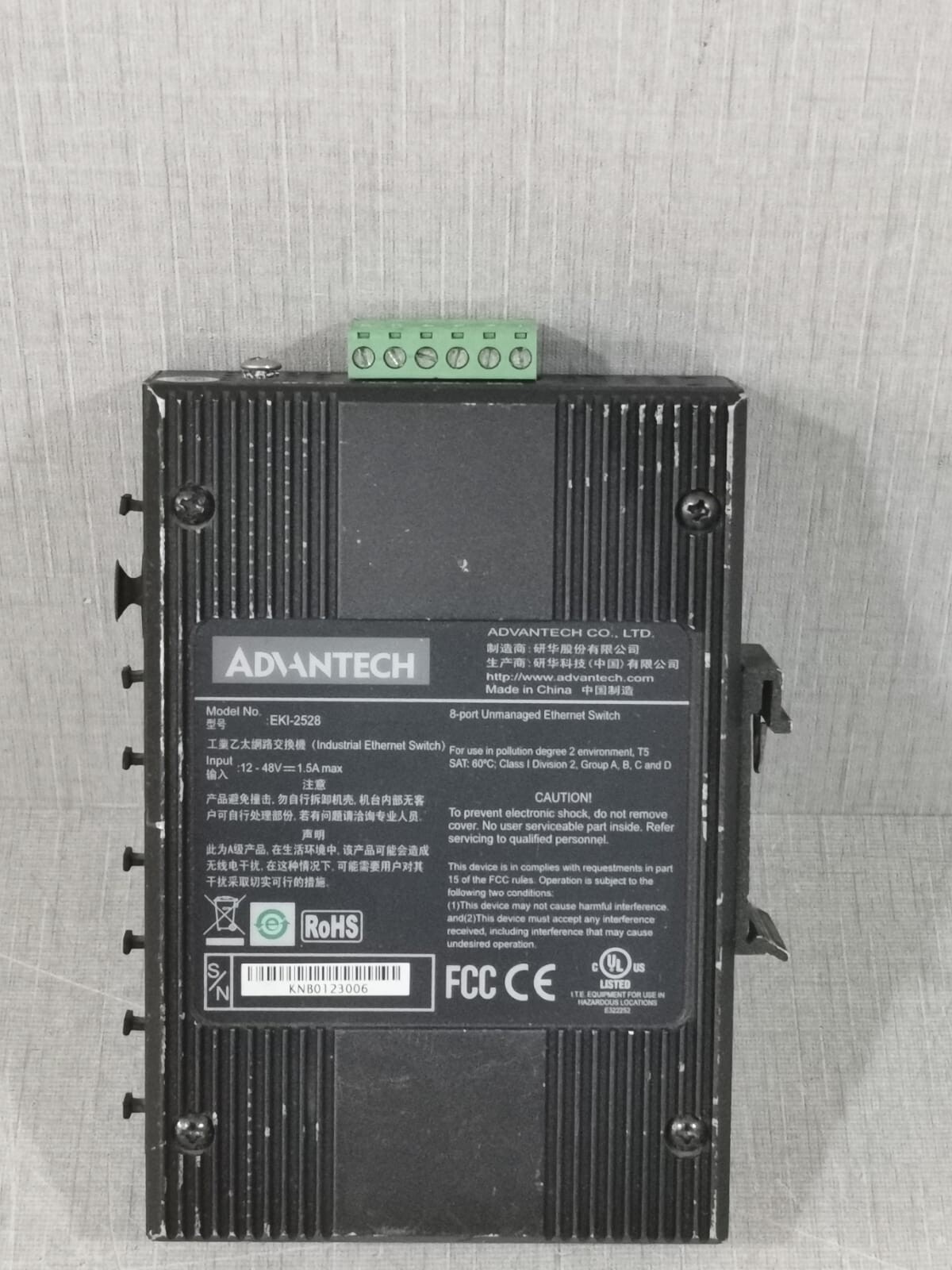 Advantech Advantech EKI-2528 Advantech EKI-2528 8-Port Unmanaged Ethernet Switch 2