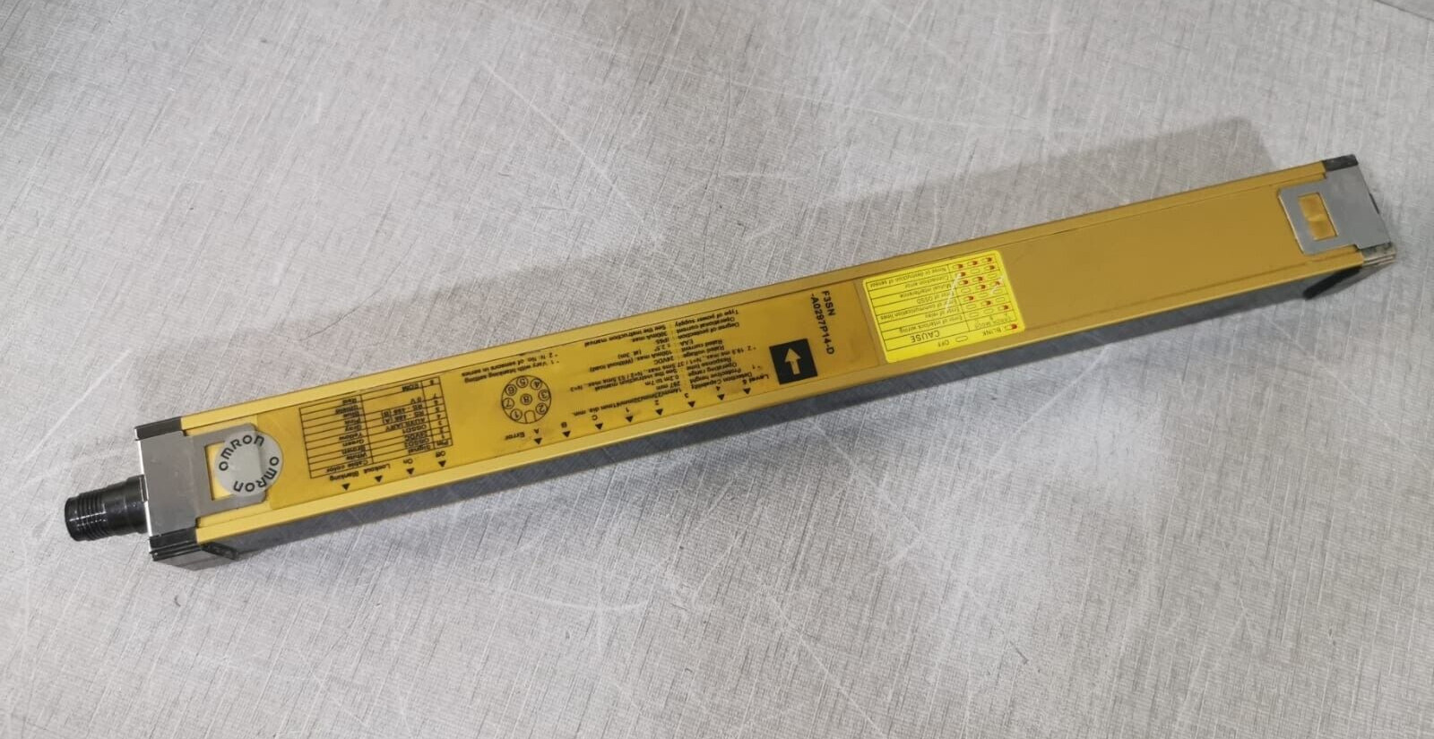 Omron F3SN-A0297P14-D Safety Light Curtain Type 4