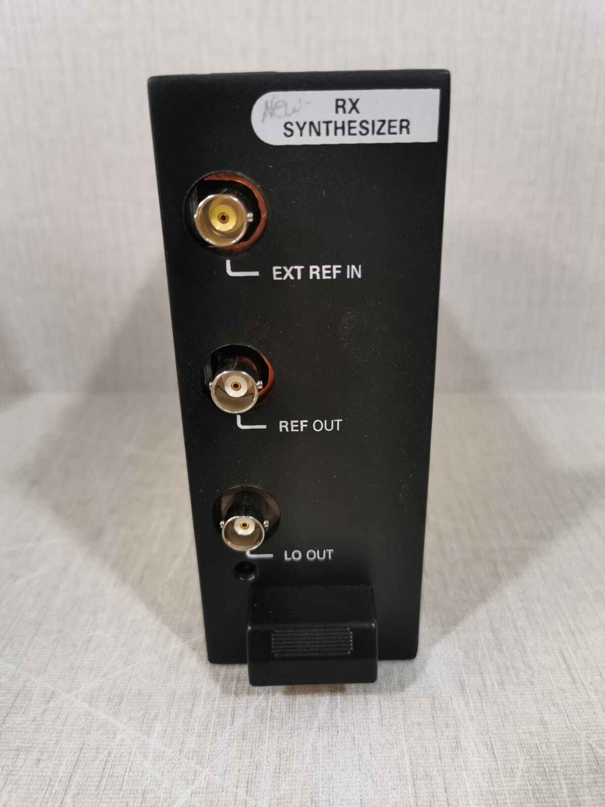Harris GE RX Synthesizer 19D902781G3 Type Base Station