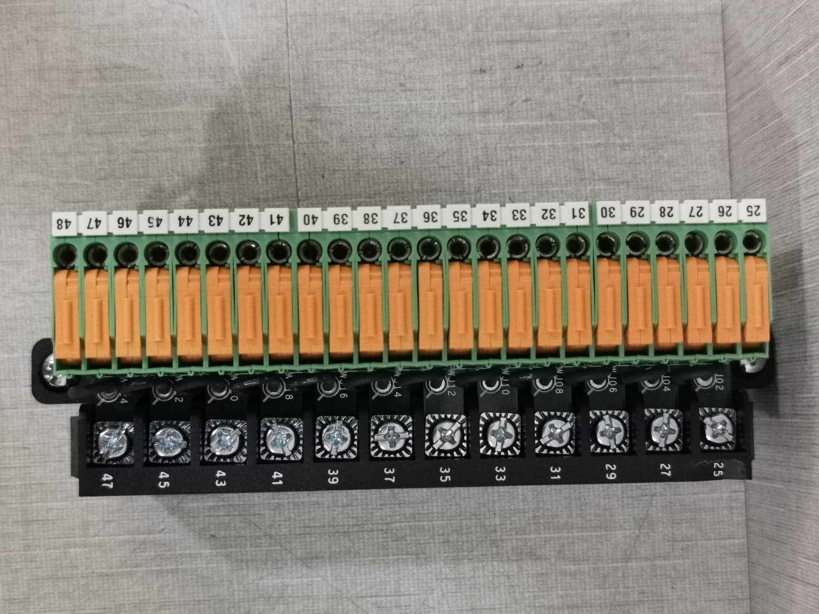 Phoenix Contact 336A4940CHG2 & 336R490CHG2 Phoenix Contact KDS3-MT 336A4940CHG2 & 336R490CHG2 TBSW Module 4