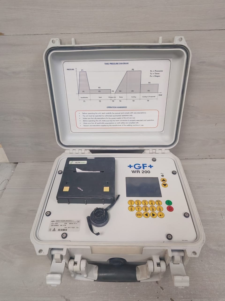 Georg Fischer WR200 Georg Fischer WR200 Welding Recorder Rev.01 230V-50/60Hz 2