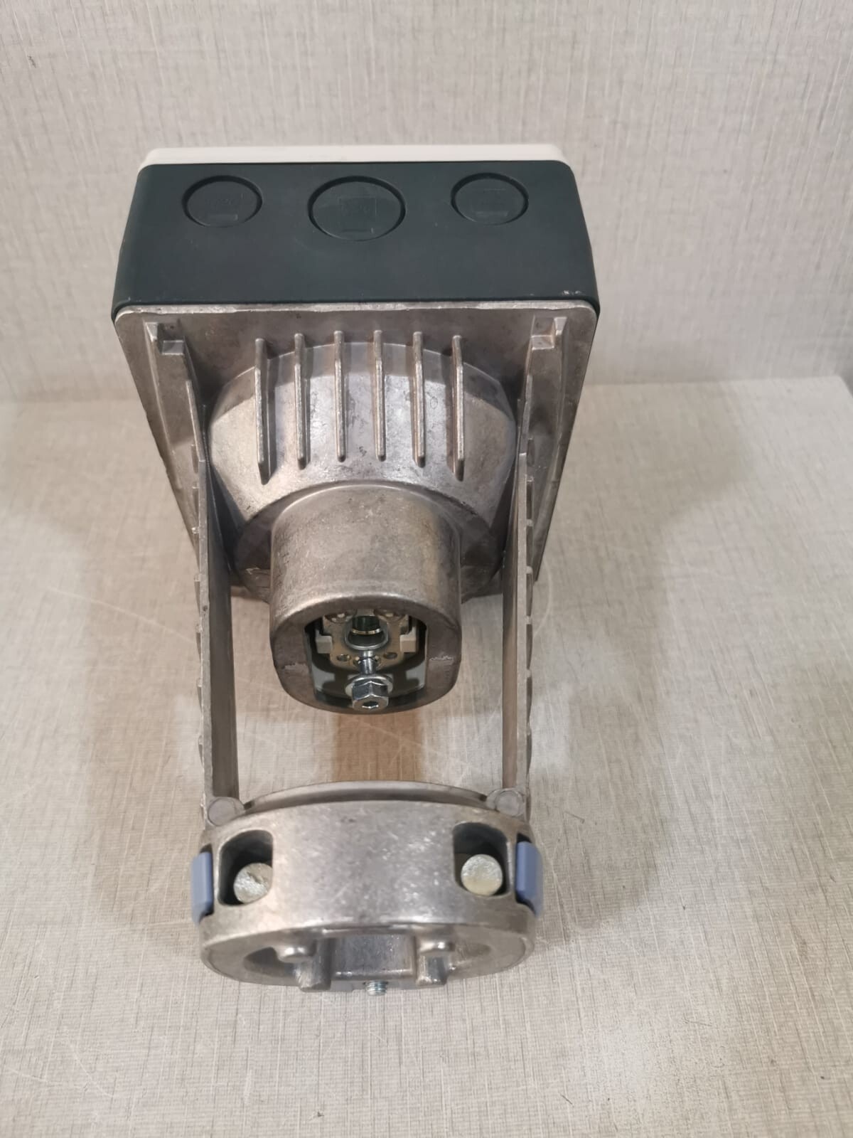 Siemens SAX61P03 Siemens SAX61P / SAX61P03 Valve Actuator AC/DC 24V 6
