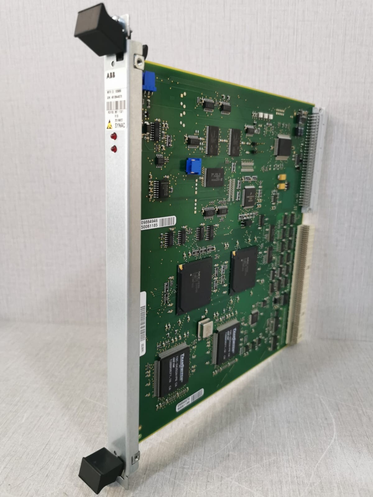 ABB ROFBU 367 113/1 ABB ROFBU 367 113/1 R1B 2014W37 SYNAC 100989 Mother Board 2