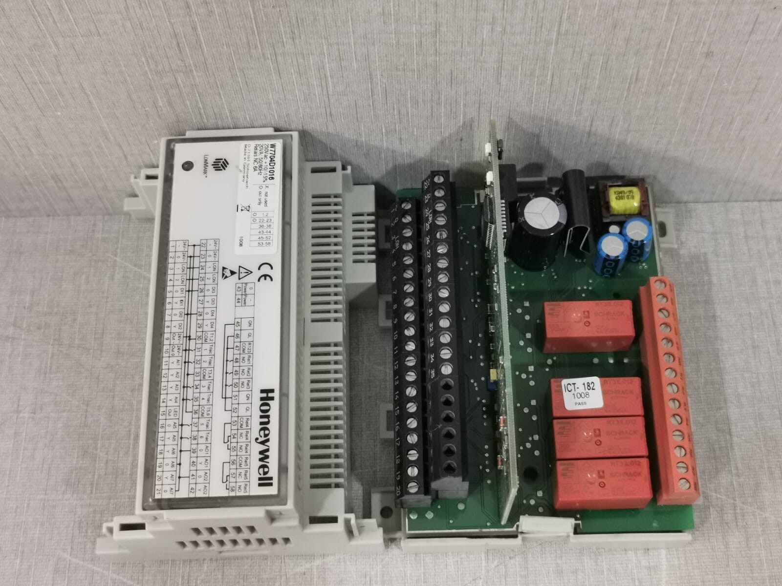 Honeywell W7704D1016 HONEYWELL W7704D1016 SMART MODULE Lonmark 230VAC 20VA;50/60HZ 2