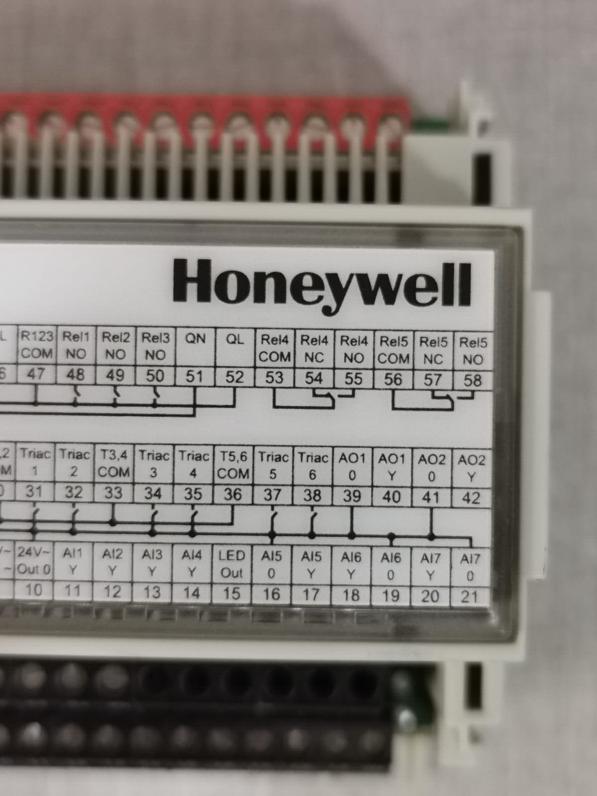Honeywell W7704D1016 HONEYWELL W7704D1016 SMART MODULE Lonmark 230VAC 20VA;50/60HZ 3