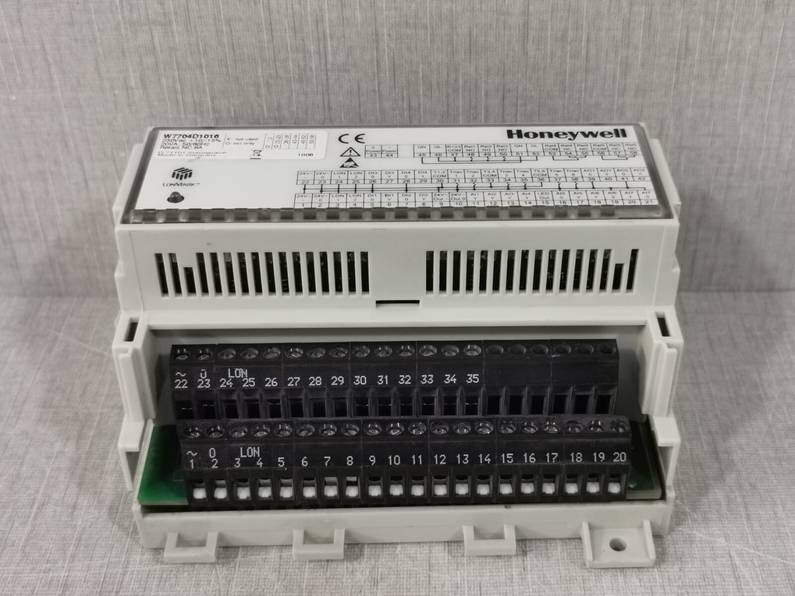 Honeywell W7704D1016 HONEYWELL W7704D1016 SMART MODULE Lonmark 230VAC 20VA;50/60HZ 6