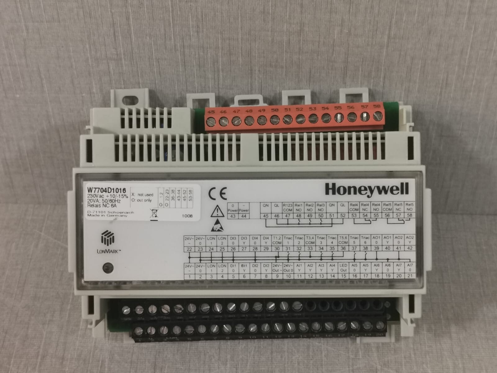 HONEYWELL W7704D1016 SMART MODULE Lonmark 230VAC 20VA;50/60HZ
