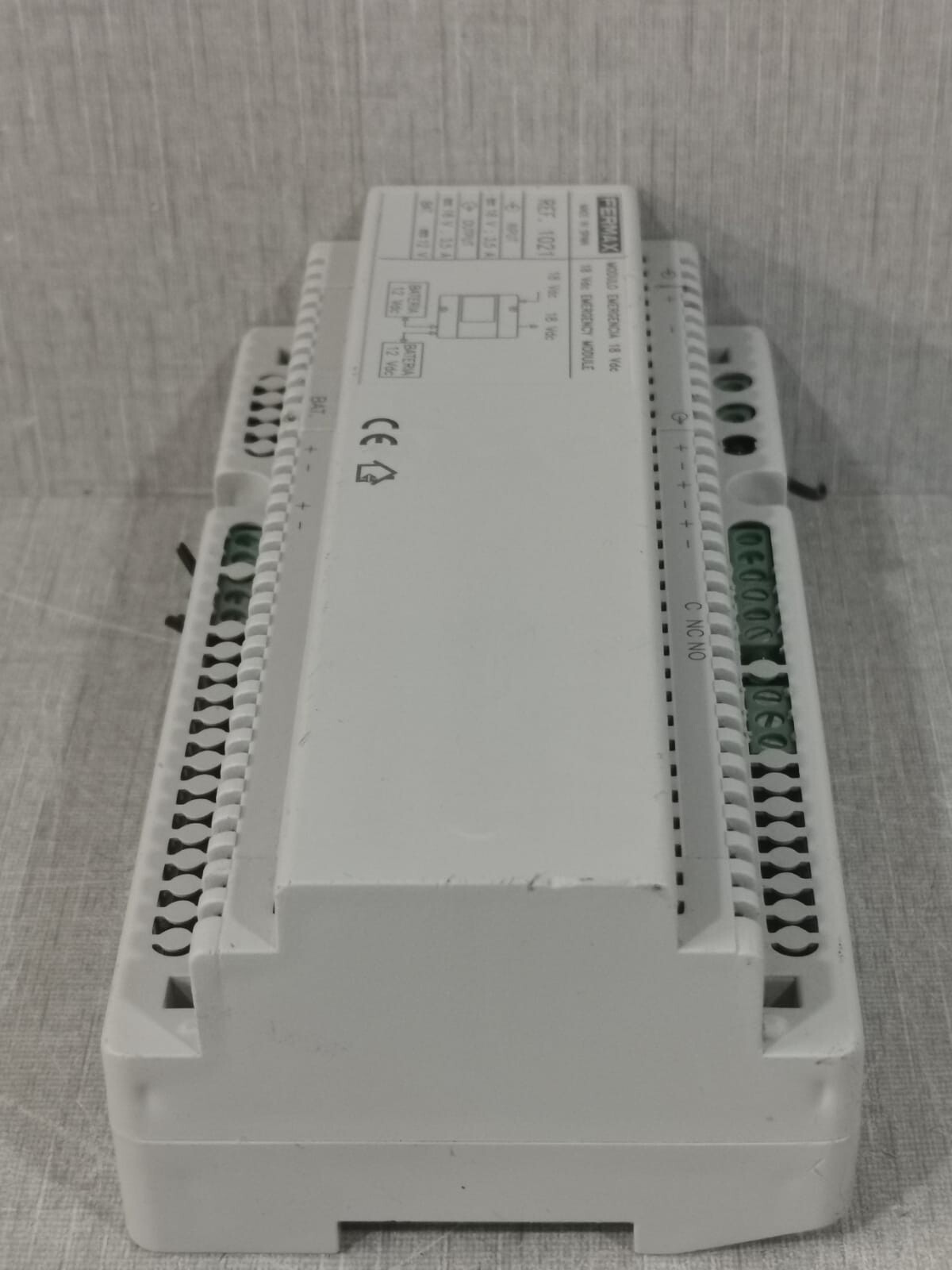 FERMAX REF.1021 FERMAX REF.1021 18VDC Voltage Emergency Module 5